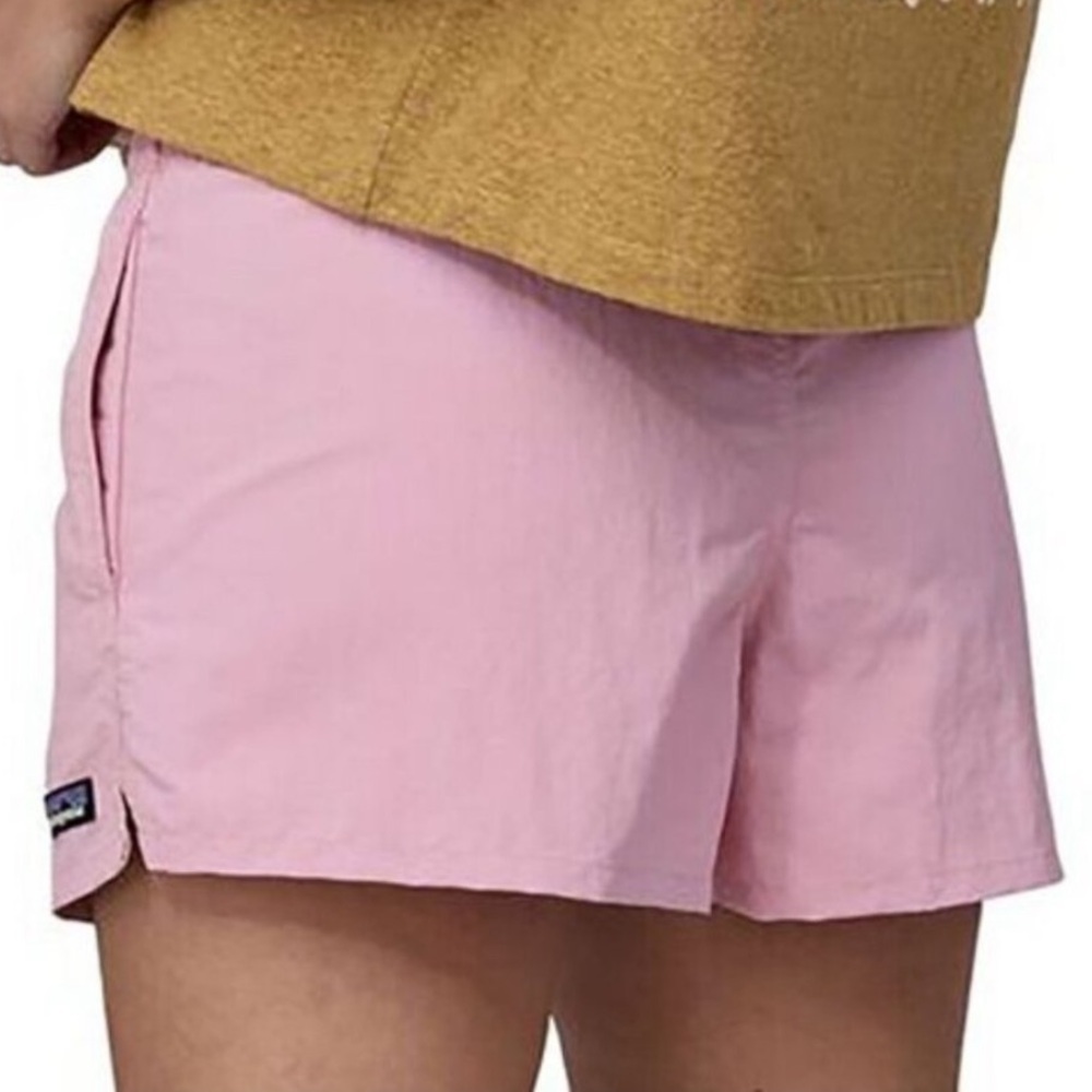 NWT Patagonia Women LARGE Barely Baggies Shorts 2.5” Outdoor Hiking Quick Dry - Picture 3 of 15